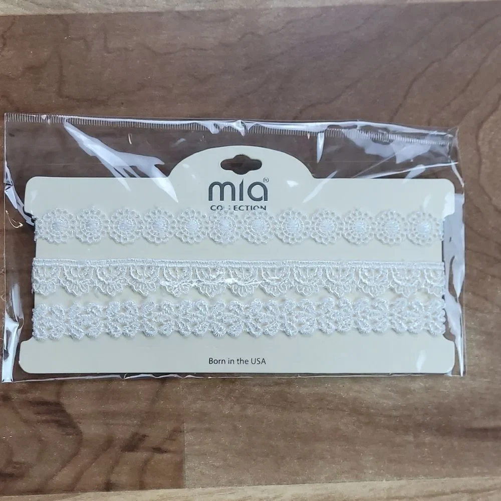 MIA Collection White Choker Three Pack - Picture 4 of 4